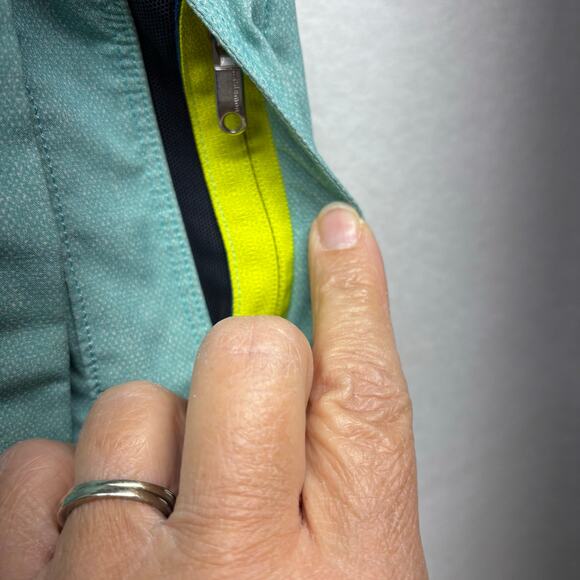 Lululemon Teal Lined Running Shorts - Men's Large - Picture 6 of 10